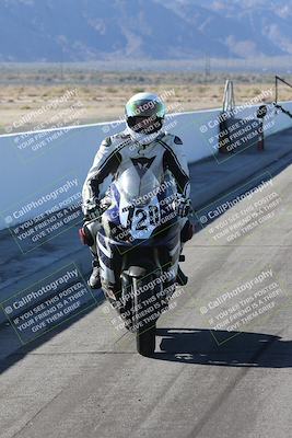 media/Dec-01-2025-Moto Forza (Mon) [[2daa91e15f]]/4-Around the Pits/